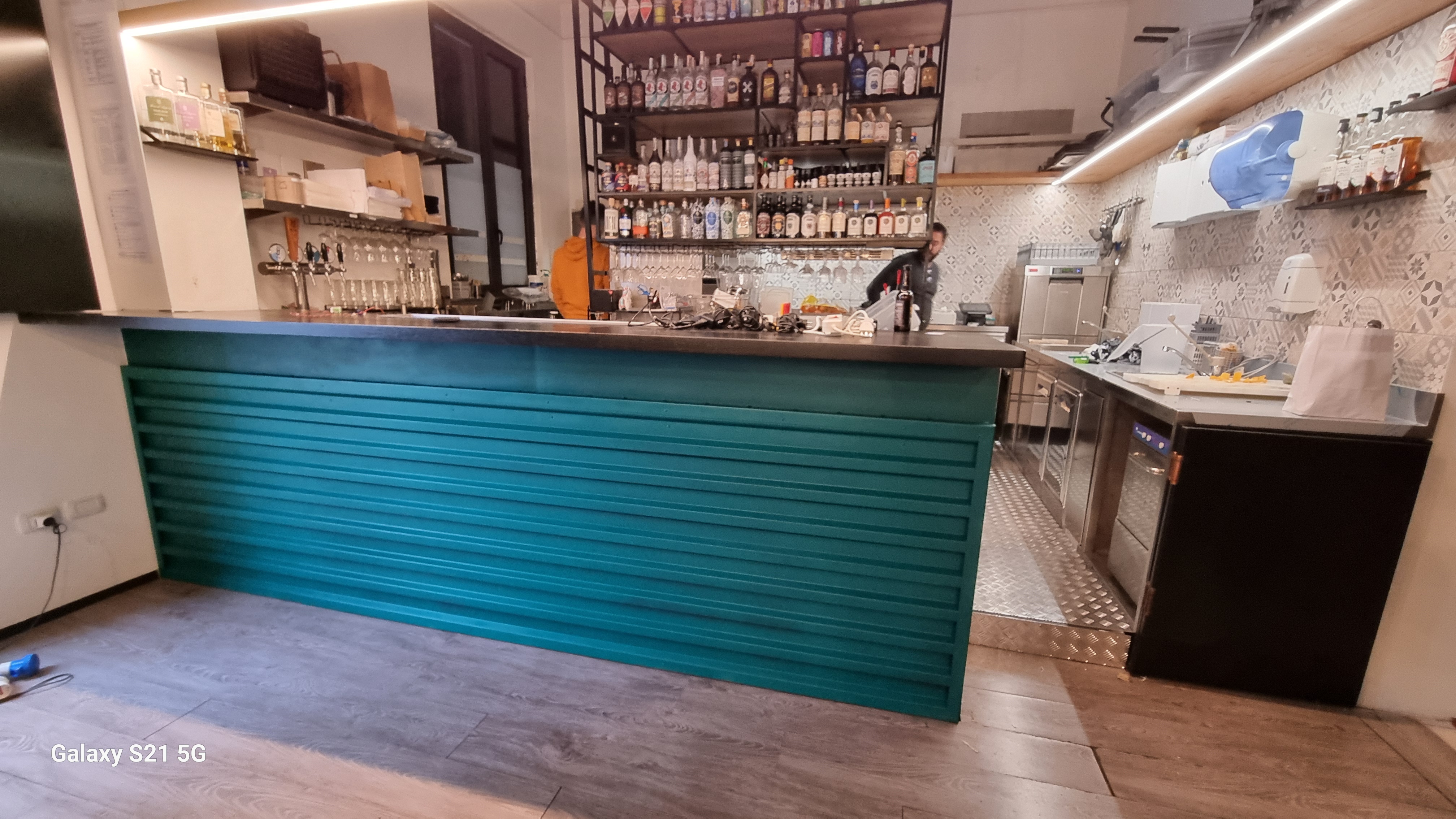 Rivestimento banco bar